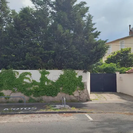 Jardin De Coubertin Daire Béziers