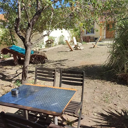 Jardin De Coubertin Daire *