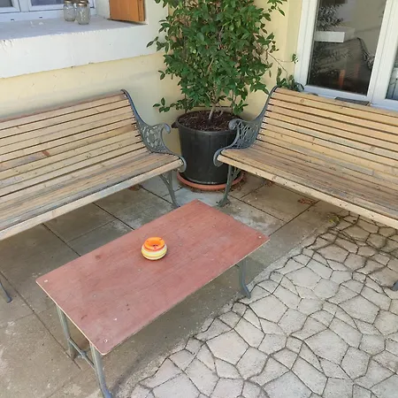 Jardin De Coubertin Daire *